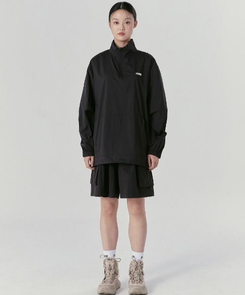 FCMM（エフシーエムエム）の「【IVE レイ トレカ入り商品】CLUB TEAM HYBRID PACKABLE WIND RUNNER/クラブチームハイブリッドパッカブルウィンドランナー（ナイロンジャケット・メンズ・ブラック/ライトブルー・MEDIUM）」の13枚目の写真