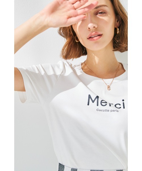 Soir,5 COCOTTE PARIS（ソワールイブニングココットパリ）の「Merci ロゴTシャツ（Tシャツ/カットソー・レディース・ブラック/ホワイト・FREE）」の17枚目の写真