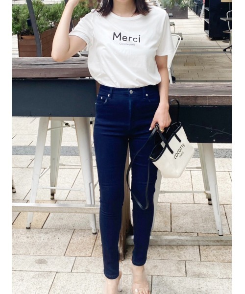 Soir,5 COCOTTE PARIS（ソワールイブニングココットパリ）の「Merci ロゴTシャツ（Tシャツ/カットソー・レディース・ブラック/ホワイト・FREE）」の3枚目の写真