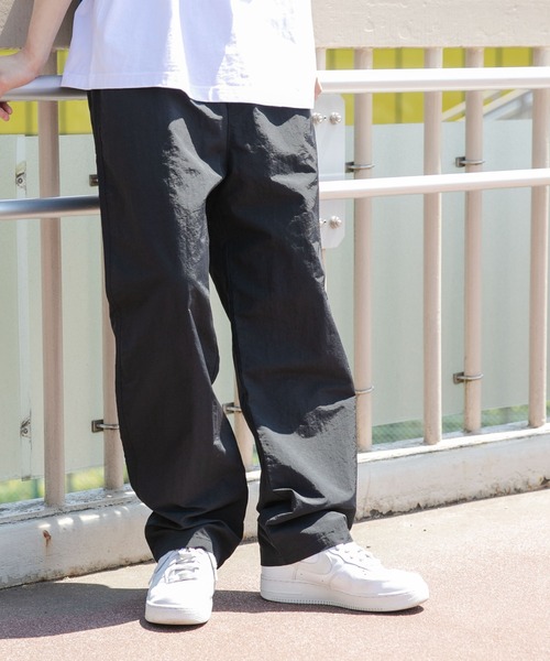 WEGO(ウィゴー)の「WEGO/ナイロンイージーパンツ(スウェットパンツ・メンズ・ブラック/ブルー/ライトグレー・SMALL/MEDIUM/LARGE)」の22枚目の写真
