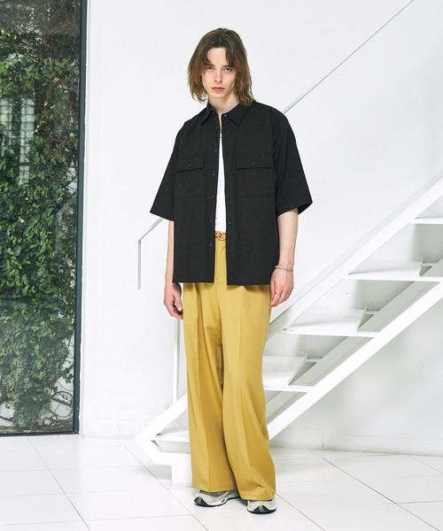 EMMA CLOTHES(エマクローズ)の「CRドレープ オーバーサイズショートスリーブワークシャツ EMMA CLOTHES(シャツ/ブラウス・メンズ・モカ/ライトカーキ/ブラック/ダークオレンジ・L/M)」の12枚目の写真