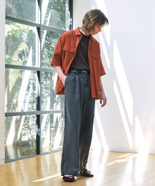 EMMA CLOTHES(エマクローズ)の「CRドレープ オーバーサイズショートスリーブワークシャツ EMMA CLOTHES(シャツ/ブラウス・メンズ・モカ/ライトカーキ/ブラック/ダークオレンジ・L/M)」の16枚目の写真