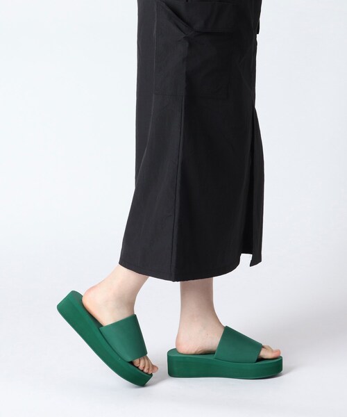 ESPERANZA（エスペランサ）の「◆厚底メッセージスライドビーサン（サンダル・レディース・ブラック系8/グリーン系その他6/ベージュ系8・S/M/L/LL）」の18枚目の写真