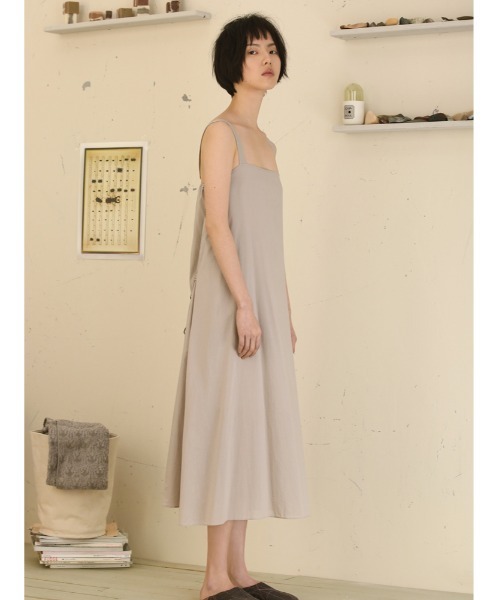 JNBY（ジェーエヌビーワイ）の「HOME Wide-strap Belted Cotton Dress / コットンドレス（ワンピース・レディース・ブルー/ベージュ・36/38/40）」の4枚目の写真
