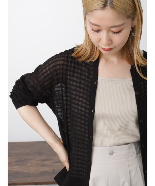 Samansa Mos2 blue(サマンサモスモスブルー)の「シアーチェックニットカーディガン(カーディガン/ボレロ・レディース・ブラック/グリーン/キナリ・F)」の2枚目の写真