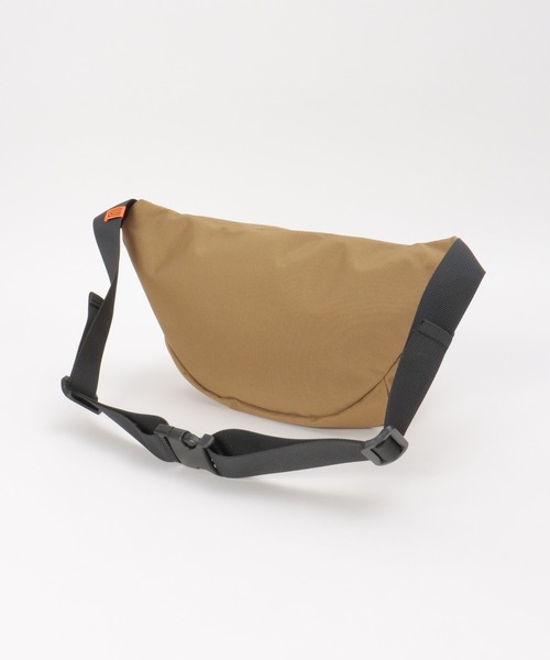 UNIVERSAL OVERALL（ユニバーサルオーバーオール）の「UNIVERSAL OVERALL ユニバーサルオーバーオール 撥水ウエストバッグ（ボディバッグ/ウエストポーチ・メンズ・ブラック/ベージュ/オリーブ・FREE）」の13枚目の写真