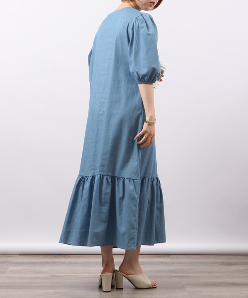 &soiree(アンドソワレ)の「&soiree デニムティアードワンピース(ワンピース・レディース・ブルー/ネイビー・F)」の21枚目の写真