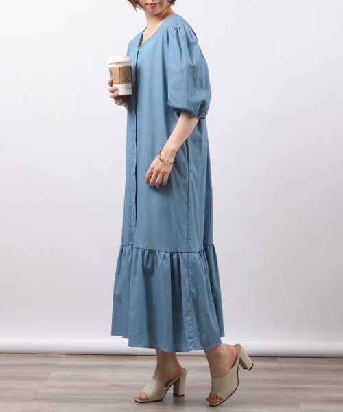 &soiree(アンドソワレ)の「&soiree デニムティアードワンピース(ワンピース・レディース・ブルー/ネイビー・F)」の19枚目の写真