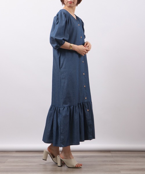 &soiree(アンドソワレ)の「&soiree デニムティアードワンピース(ワンピース・レディース・ブルー/ネイビー・F)」の9枚目の写真