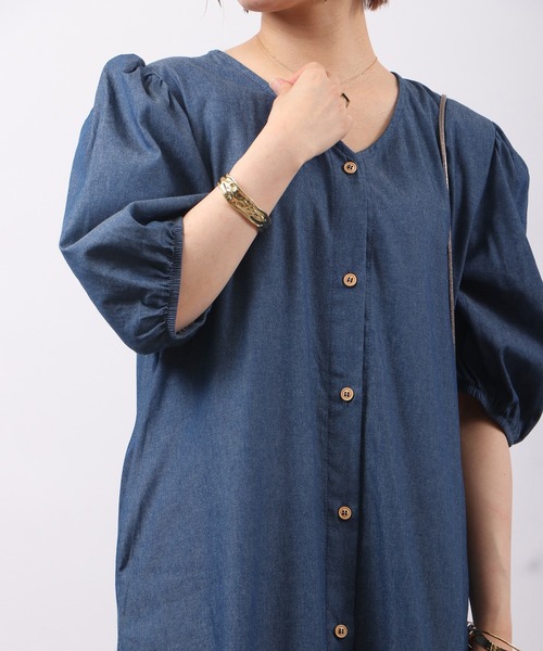 &soiree(アンドソワレ)の「&soiree デニムティアードワンピース(ワンピース・レディース・ブルー/ネイビー・F)」の5枚目の写真