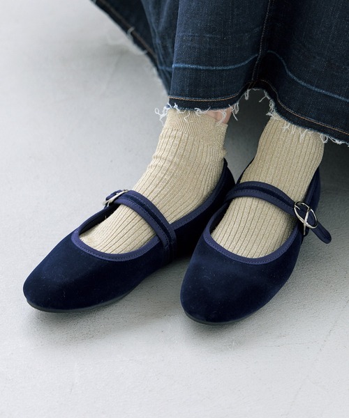 ROVERETO（ロベレート）の「【ROVERETO/ロベレート】ベロアストラップシューズ（パンプス・レディース・ネイビー/ベージュ/ブラック・M/L）」の3枚目の写真