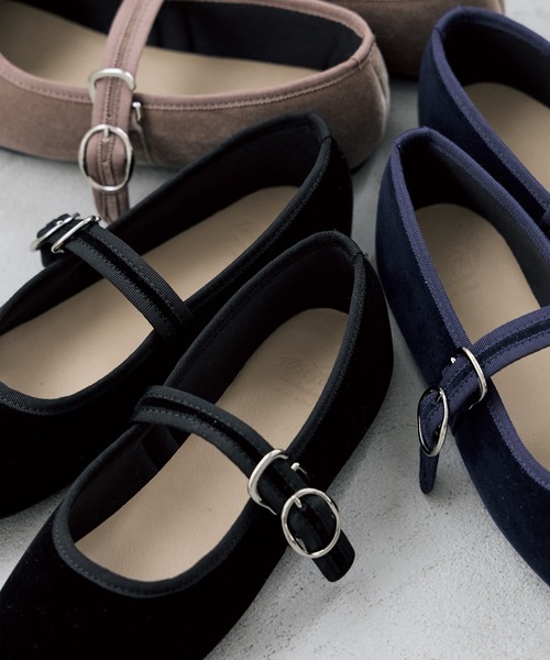 ROVERETO（ロベレート）の「【ROVERETO/ロベレート】ベロアストラップシューズ（パンプス・レディース・ネイビー/ベージュ/ブラック・M/L）」の21枚目の写真