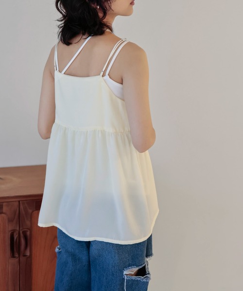 hellam(へラム)の「サテンキャミソールトップス(キャミソール・レディース・アイボリー/ネイビー/グレイッシュベージュ/ブラック・FREE)」の2枚目の写真