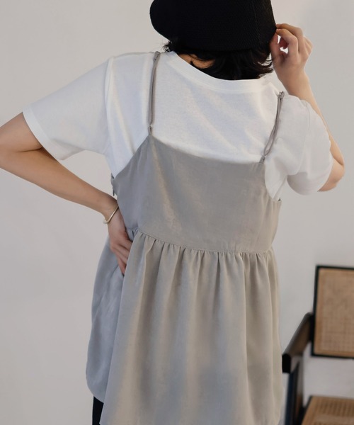 hellam(へラム)の「サテンキャミソールトップス(キャミソール・レディース・アイボリー/ネイビー/グレイッシュベージュ/ブラック・FREE)」の12枚目の写真