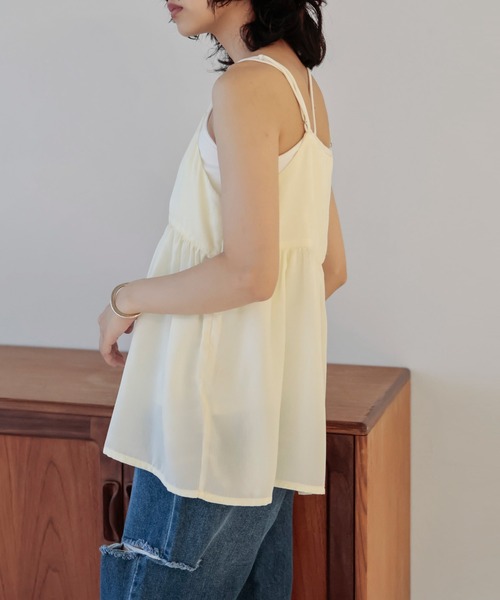 hellam(へラム)の「サテンキャミソールトップス(キャミソール・レディース・アイボリー/ネイビー/グレイッシュベージュ/ブラック・FREE)」の9枚目の写真