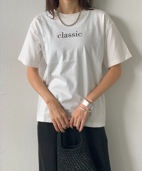 E&C closet…(イーアンドシークローゼット)の「センター刺繍Tシャツ(Tシャツ/カットソー・レディース・ホワイト/ネイビー・FREE)」の4枚目の写真