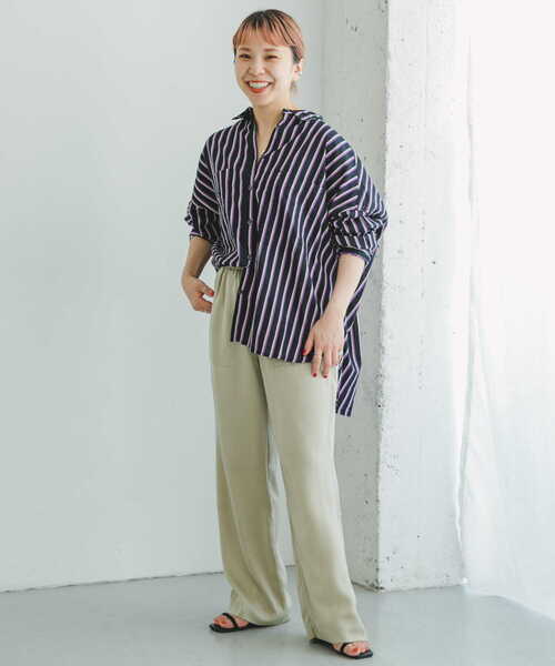 ITEMS URBANRESEARCH（アイテムズ アーバンリサーチ）の「ボイルストライプオーバーシャツ（シャツ/ブラウス・レディース・ブラウン/ブラック/オフホワイト・FREE）」の20枚目の写真