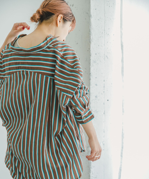 ITEMS URBANRESEARCH（アイテムズ アーバンリサーチ）の「ボイルストライプオーバーシャツ（シャツ/ブラウス・レディース・ブラウン/ブラック/オフホワイト・FREE）」の14枚目の写真