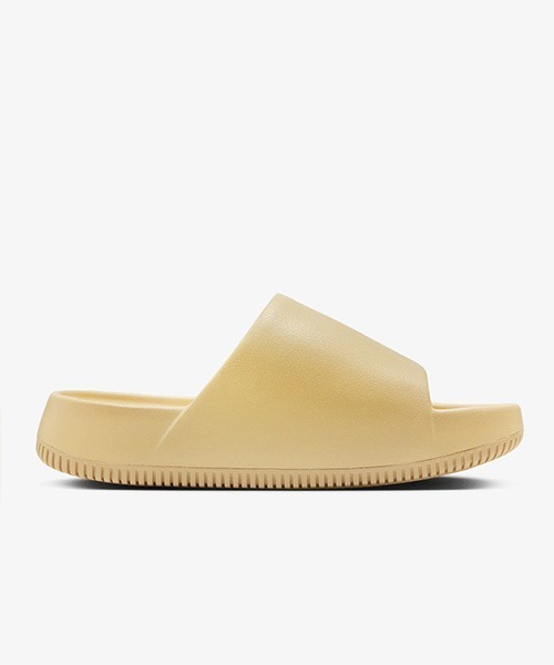NIKE（ナイキ）の「WMNS CALM SLIDE（サンダル・レディース・ベージュ系その他・24.0cm/25.0cm/26.0cm/23.0cm/22.0cm）」の6枚目の写真