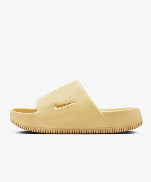 NIKE（ナイキ）の「WMNS CALM SLIDE（サンダル・レディース・ベージュ系その他・24.0cm/25.0cm/26.0cm/23.0cm/22.0cm）」の4枚目の写真