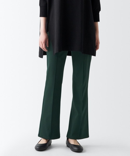 無印良品(ムジルシリョウヒン)の「ストレッチピンタックフレアレギンスパンツ(その他パンツ・レディース・ネイビー系/ブラック/スモーキーグリーン系・XXL/XL/S/XS/L/M)」の2枚目の写真