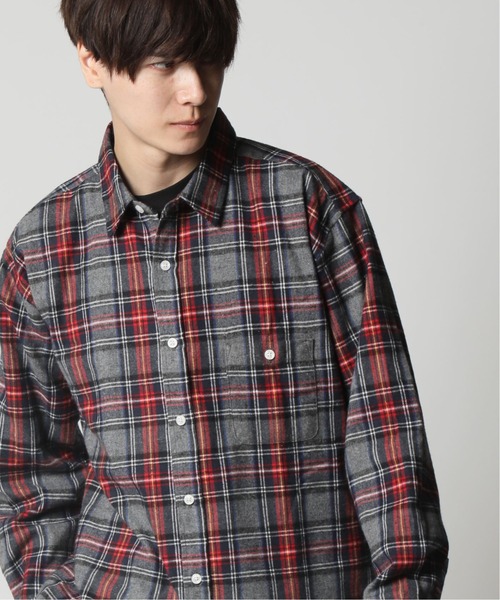 ARCADE（アーケード）の「ヴィンテージテイスト フランネルチェックシャツ（シャツ/ブラウス・メンズ・グレー系1/ブルー系1/ブラック系2/ブラック系1/イエロー系1/レッド系1/グレー系2/ブラウン系1/ブルー系2・M/L/XL）」の4枚目の写真