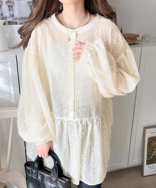 ブラウス シャツ ペプラム切替ブラウス レディース セール】大人可愛い胸キュン。2wayシアー刺繍ペプラム切替
