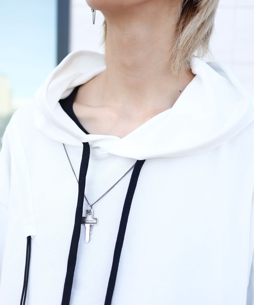 rovtski(ロフトスキー)の「裾アシメデザインパーカー(パーカー・レディース・ホワイト/ブラック/パープル/カーキ・FREE)」の14枚目の写真