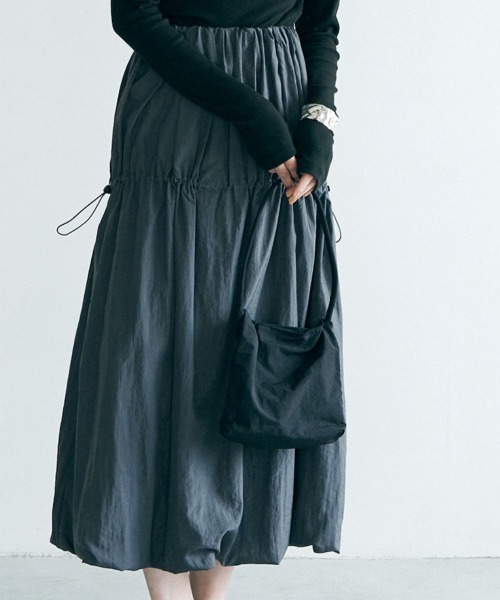 marjour(マージュール)の「OTONA MINI SHOULDER BAG(ショルダーバッグ・レディース・ブラック/ラベンダー・FREE)」の1枚目の写真