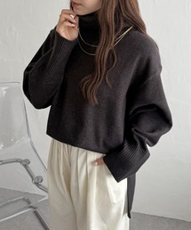 ワイドタートルネックニットプルオーバー