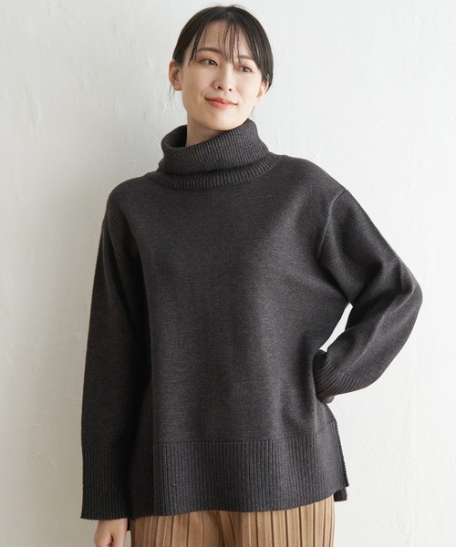 ikka(イッカ)の「ワイドタートルネックニットプルオーバー(ニット/セーター・レディース・ブラック/オフホワイト/イエロー/ライトグレー・S/L/M)」の10枚目の写真