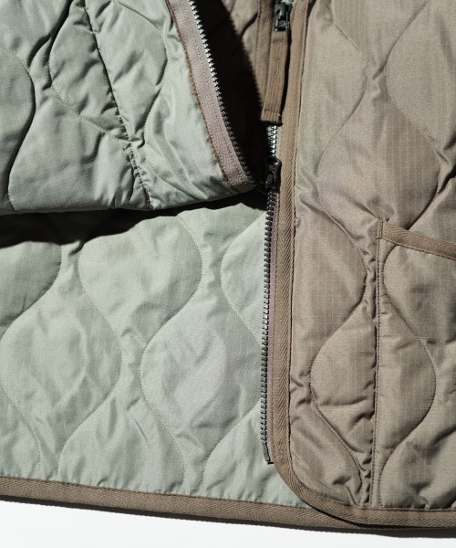 TAION（タイオン）の「TAION / タイオン "KIDS" MILITARY ZIP VNECK DOWN JACKET (TAION-K101ZML-1) キッズ ミリタリー Vネックジップ ダウンジャケット（ダウンジャケット/コート・キッズ・ベージュ/オリーブ/ブラック・140cm/120cm/130cm/150cm）」の19枚目の写真