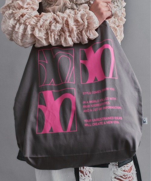 led.tokyo(レッドトウキョウ)の「【led.tokyo】ORIGINAL BIG TOTE BAG(ショルダーバッグ・レディース・レッド/グレー/イエロー/グリーン・FREE)」の2枚目の写真