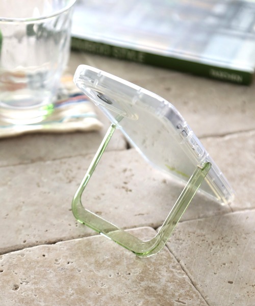 BAYFLOW(ベイフロー)の「【iphone13/14/15対応】BFクリアケース(スマホケース/カバー・レディース・その他/ライトグリーン/パープル/グリーン・0)」の1枚目の写真