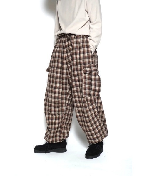 Badhiya(バディ―ヤ)の「BDU PANTS - wool(カーゴパンツ・メンズ・ベージュ・FREE)」の1枚目の写真
