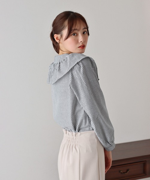 BLUEEAST（ブルーイースト）の「ビッグカラーストライプブラウス（シャツ/ブラウス・レディース・ブラック/ブルー・MEDIUM）」の4枚目の写真