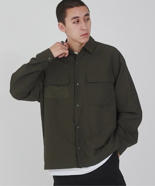 WEGO(ウィゴー)の「WEGO/ナイロンメッシュポケットシャツ(シャツ/ブラウス・メンズ・ブラック/カーキ・MEDIUM/LARGE)」の1枚目の写真