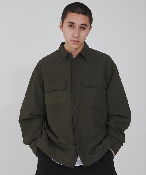 WEGO(ウィゴー)の「WEGO/ナイロンメッシュポケットシャツ(シャツ/ブラウス・メンズ・ブラック/カーキ・MEDIUM/LARGE)」の17枚目の写真