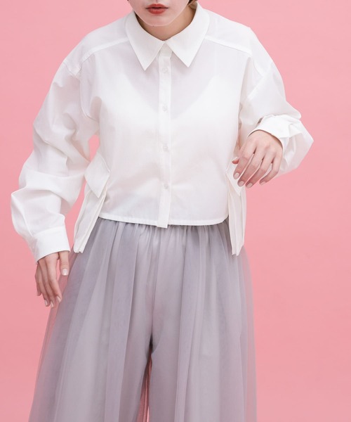 KBF（ケイビーエフ）の「サイドBIGポケットクロップドシャツ（シャツ/ブラウス・レディース・ブルー/オフホワイト/ベージュ系その他・ONE）」の5枚目の写真