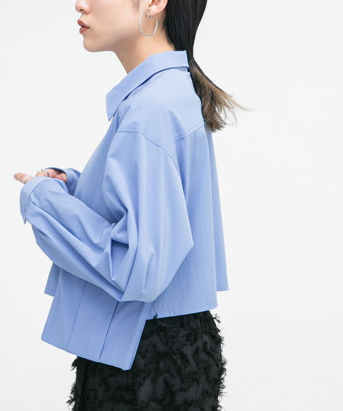 KBF（ケイビーエフ）の「サイドBIGポケットクロップドシャツ（シャツ/ブラウス・レディース・ブルー/オフホワイト/ベージュ系その他・ONE）」の19枚目の写真