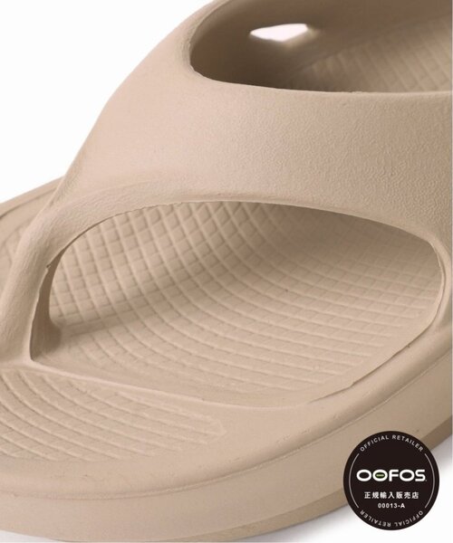 OOFOS(ウーフォス)の「《追加》【OOFOS/ウーフォス】OOriginal:サンダル(サンダル・レディース・チャコールグレー/ブラック/ベージュ・22cm/23cm/24cm/25cm)」の14枚目の写真