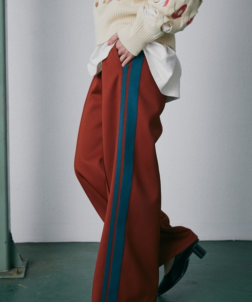 ROSE BUD（ローズバッド）の「サイドラインパンツ（その他パンツ・レディース・ブラウン/ブルー/ネイビー/パープル/レッド/ボルドー・FREE）」の22枚目の写真