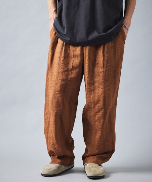 FREAK'S STORE（フリークスストア）の「限定展開 Relax Fit リラックスフィット 総柄 ジャガード イージーパンツ/ワイドパンツ（その他パンツ・メンズ・ブラウン/オリーブ/ブラック/ネイビー/ベージュ・LARGE/SMALL/MEDIUM）」の6枚目の写真