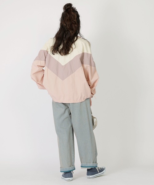 DOUBLE NAME（ダブルネーム）の「配色袖ドロストブルゾン（ブルゾン・レディース・グリーン系/ベージュ系/ピンク・FREE）」の14枚目の写真