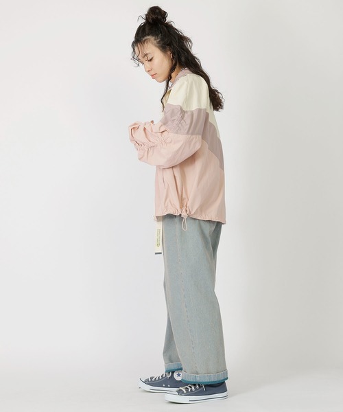 DOUBLE NAME（ダブルネーム）の「配色袖ドロストブルゾン（ブルゾン・レディース・グリーン系/ベージュ系/ピンク・FREE）」の5枚目の写真