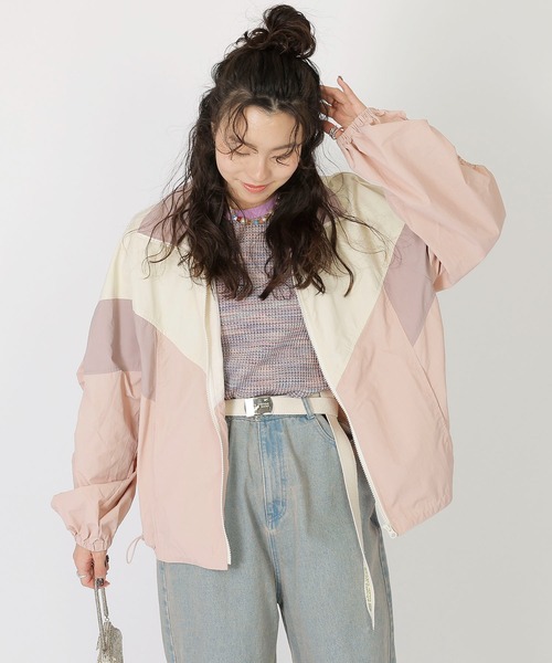 DOUBLE NAME（ダブルネーム）の「配色袖ドロストブルゾン（ブルゾン・レディース・グリーン系/ベージュ系/ピンク・FREE）」の13枚目の写真