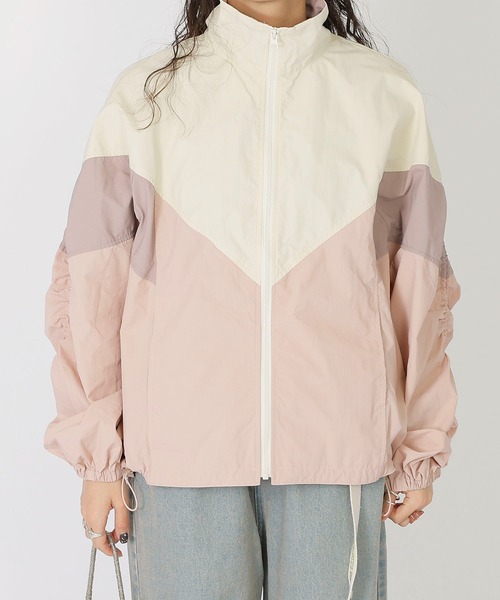 DOUBLE NAME（ダブルネーム）の「配色袖ドロストブルゾン（ブルゾン・レディース・グリーン系/ベージュ系/ピンク・FREE）」の6枚目の写真