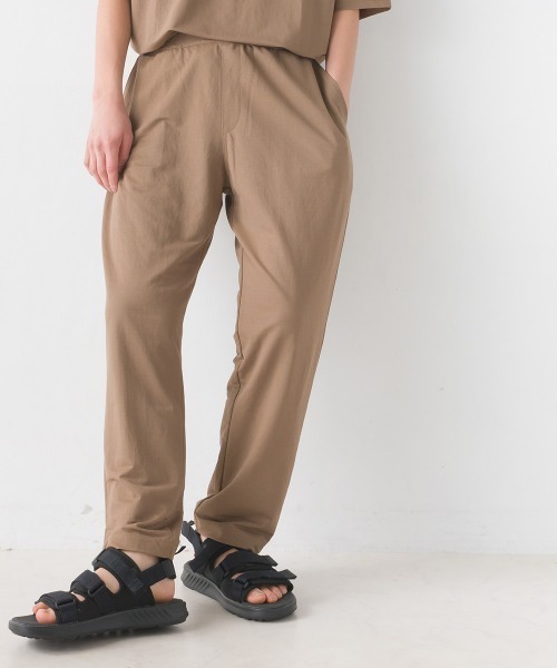 OMNES(オムネス)の「メンズ接触冷感レーヨンナイロンイージーパンツ(その他パンツ・メンズ・ネイビー/ブラック/グレー/キャメル・MEDIUM/LARGE)」の21枚目の写真