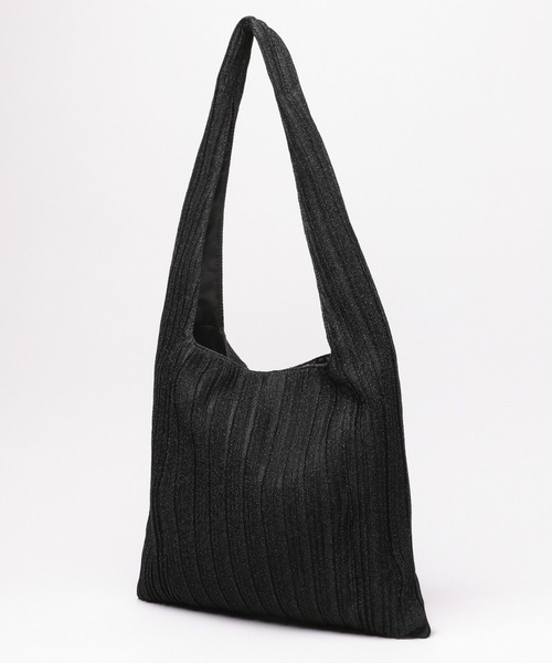 LEPSIM(レプシィム)の「ラメプリーツワンショルダー 110683(ショルダーバッグ・レディース・ブラック/ゴールド/シルバー・ONE SIZE)」の14枚目の写真