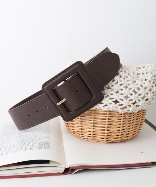 FUNALIVE(ファンアライブ)の「クルミバックル太ベルト(合皮)(ベルト・レディース・ダークブラウン/ブラック/ベージュ・FREE)」の3枚目の写真